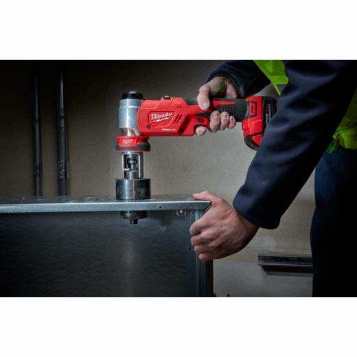 2677-20, 2677-21 - FORCELOGIC™ M18™ 6 Ton Knockout Tool 1/2" – 2" Kit