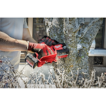 2527-21 - M12 FUEL™ HATCHET™ 6" Pruning Saw