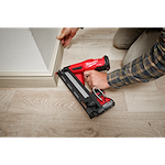 M18 FUEL™ 15 GAUGE FINISH NAILER App Shot